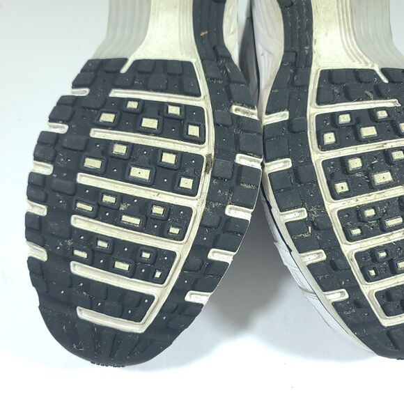 Nike P-6000 Mens Size 13 White Metallic Silver Black Running Sneaker  CD6404-107 main image 8